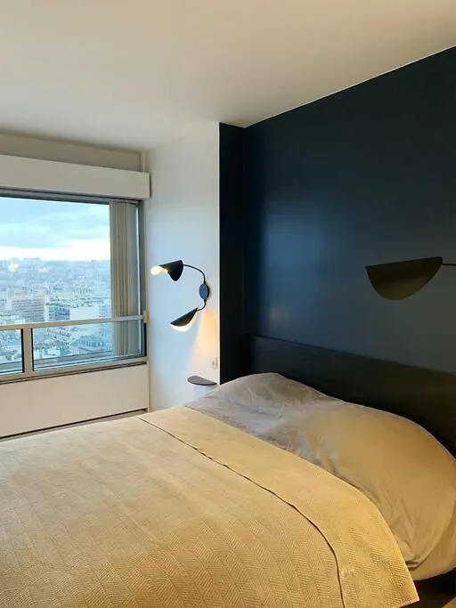 Rare 75m2 Parisian Apartment, Breathtaking Views! Apartment