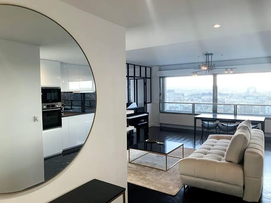Rare 75m2 Parisian Apartment, Breathtaking Views! * Paris